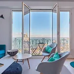 Altaya With Balcony And Sea View In 아파트 비아히쯔