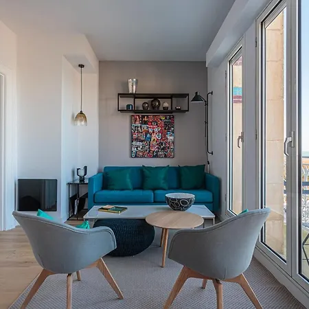 Altaya With Balcony And Sea View In * 비아히쯔