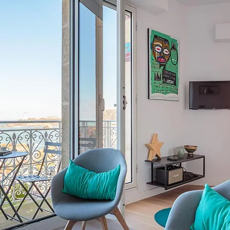 Altaya Apt With Balcony And Sea View In Apartment Biarritz
