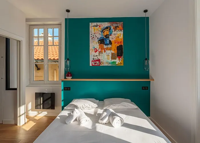 Altaya With Balcony And Sea View In Apartament